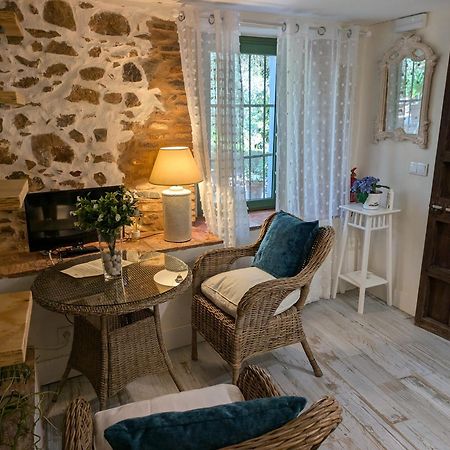 Finca La Favorita- Suites (Adults Only) Constantina Kültér fotó