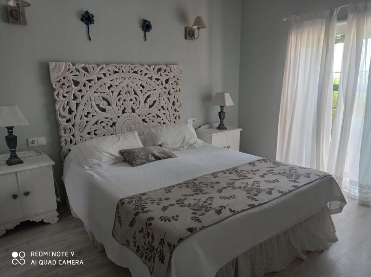 Finca La Favorita- Suites (Adults Only) Constantina Kültér fotó
